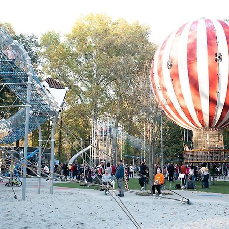 Dembi At The Great City Park Budapest Exteriör bild